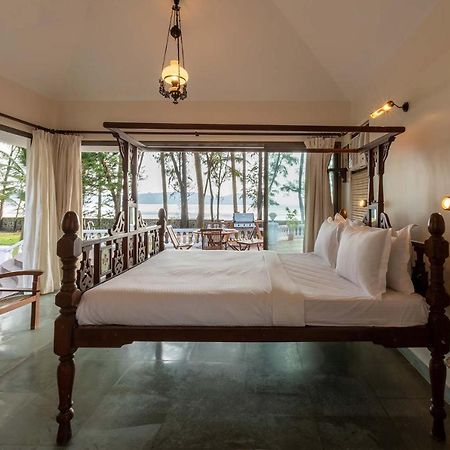 Casa Del Mer By Stayvista - Nearby Beach With, Sea-View Rooms & Coconut Farm Alībāg Esterno foto