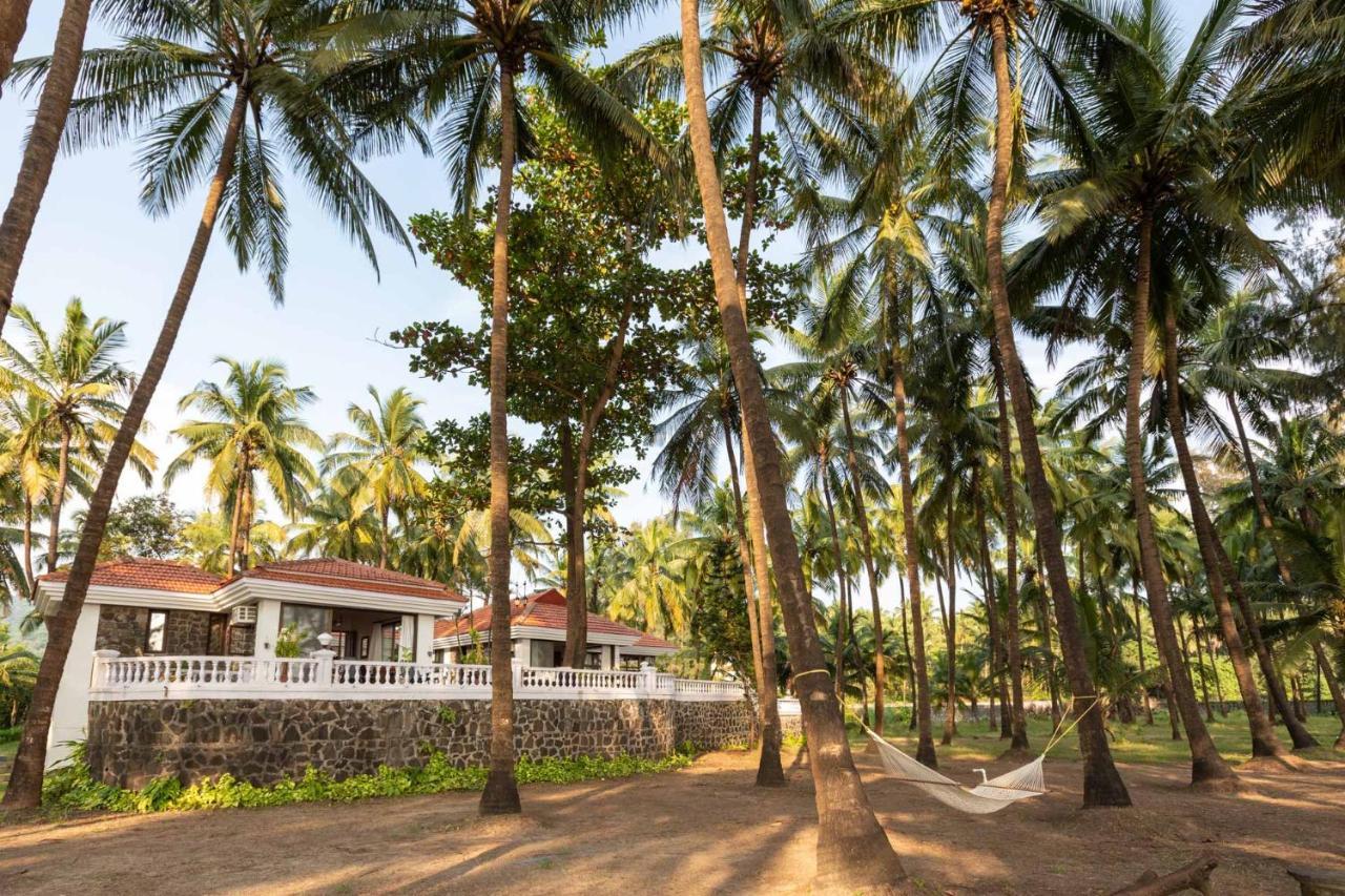 Casa Del Mer By Stayvista - Nearby Beach With, Sea-View Rooms & Coconut Farm Alībāg Esterno foto