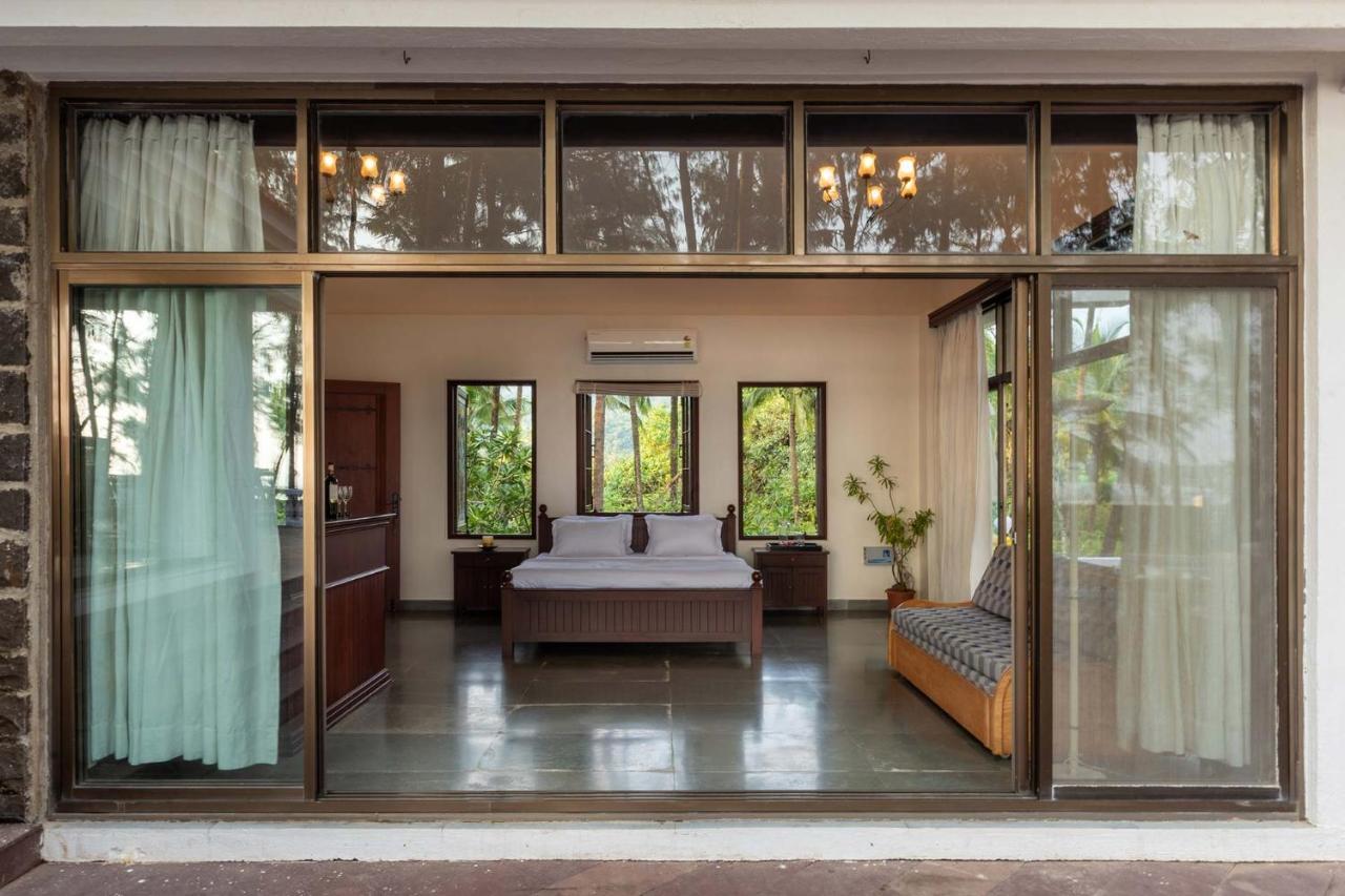 Casa Del Mer By Stayvista - Nearby Beach With, Sea-View Rooms & Coconut Farm Alībāg Esterno foto